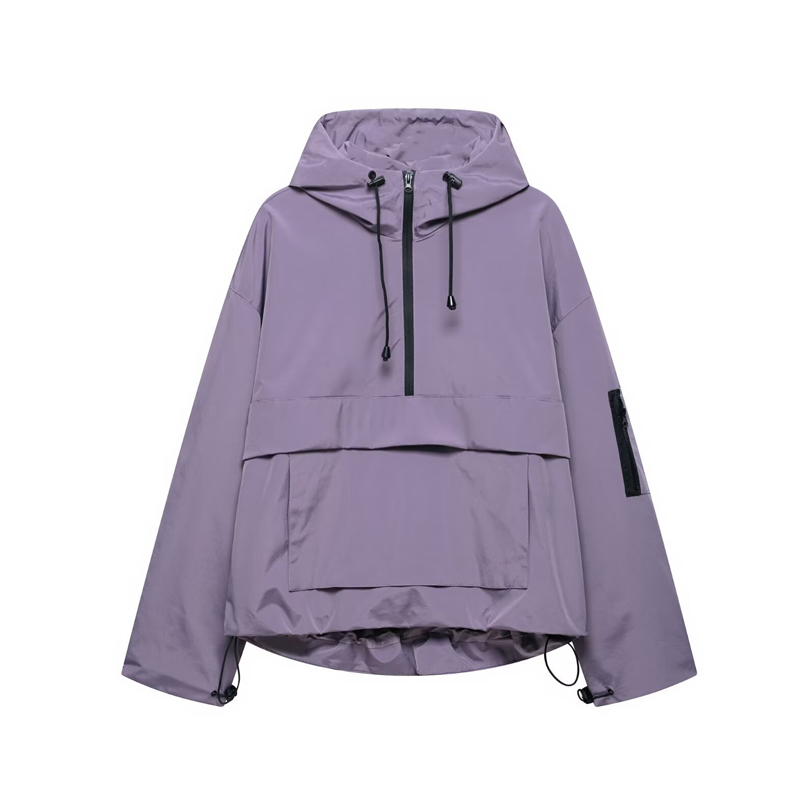 đHerbstverkauf 50 % RabattđLĂ€ssige Softshelljacke mit Kapuze