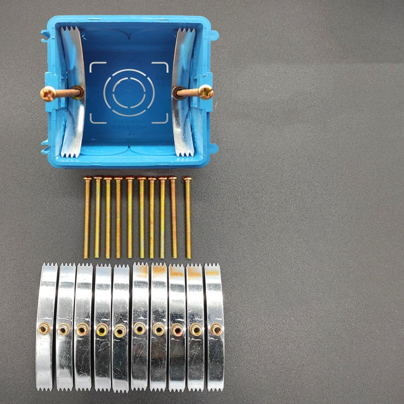 Erlöser von Steckdosen mit Einbaukisten
