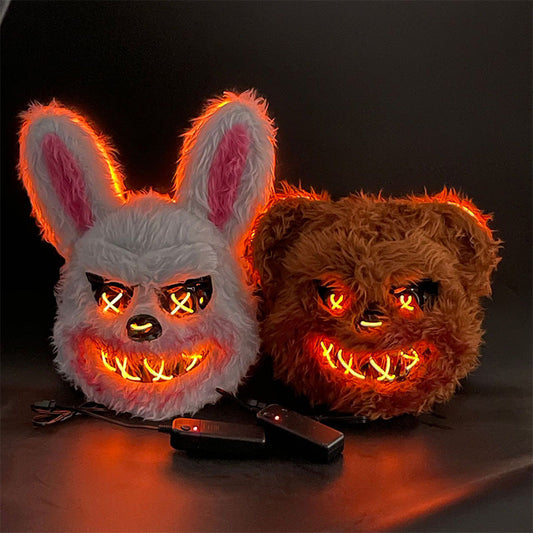 Halloween-Plüschtier: Gruseliger Hase/Bär mit blutiger Maske